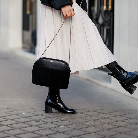 Sezane Grande Victor 2 Handles Purse. Black - Picture 10 of 16